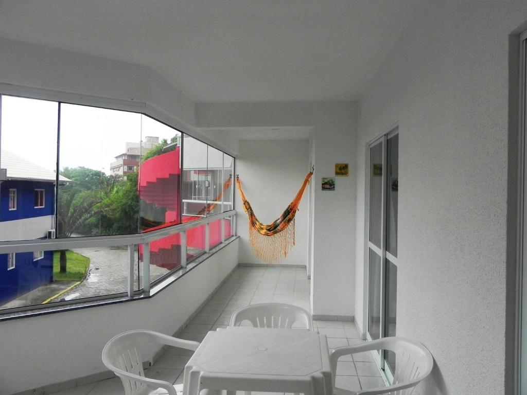 1046 - Praia de Bombinhas locação de temporada - Residencial Solar das Bromélias Apto 121 room 3